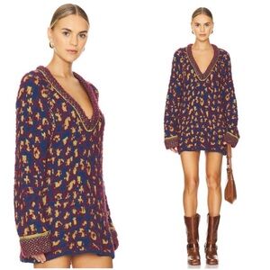 NEW Free People Little Animal V Neck Pullover Sweater in Blue Fig Combo
